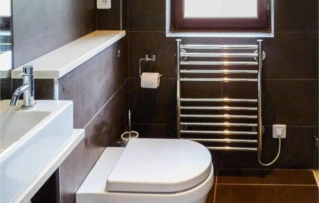 Cozy Home In Monfaucon With Wifi 0*, Monfaucon (Hautes-Pyrenees)